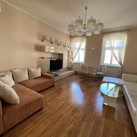 Apartment Dr. Becher Lux 60 M2 Karlovy Vary Esterno foto